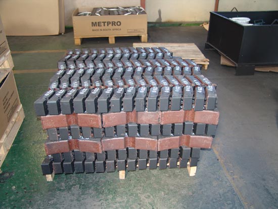 High friction freight blocks