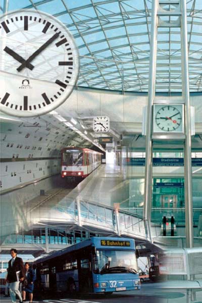Sub-master and master clock set up in a train station