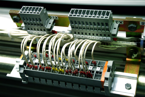 Tecsa harnesses for door-opening mechanisms