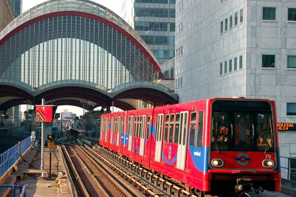 DLR light rail vehicle