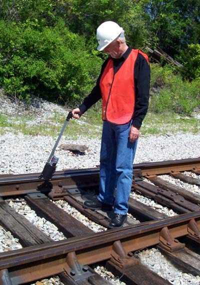 Rain-resistant switchplate lubricants