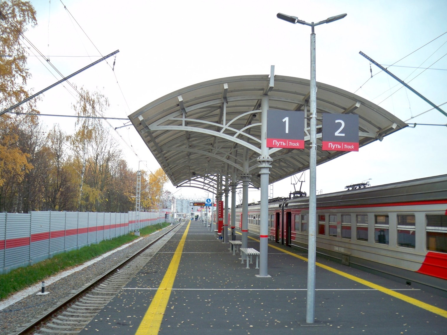 Железнодорожная линия Солнечная  — Новопеределкино
  —  фотографии, сделанные в 2013 году (часть 2)