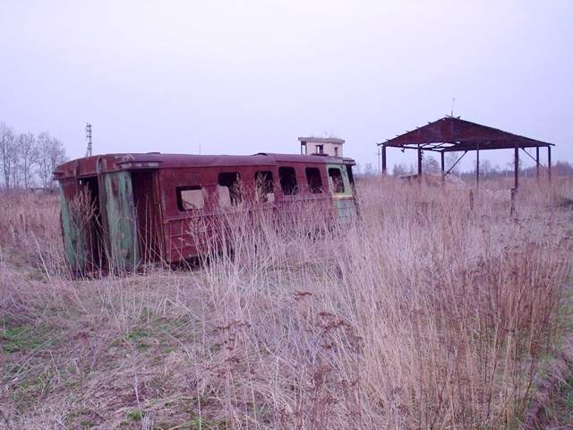 Узкоколейная железная дорога Редкинского предприятия промышленного железнодорожного транспорта - фотографии, сделанные в 2005 году (часть 6)