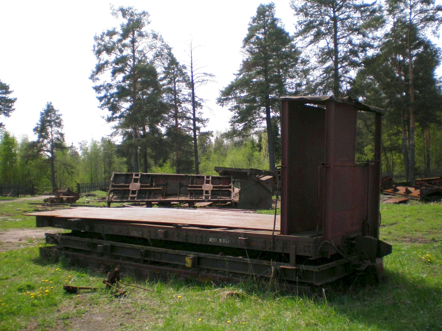 Узкоколейная железная дорога Каринского транспортного управления — фотографии, сделанные в 2008 году (часть 27)