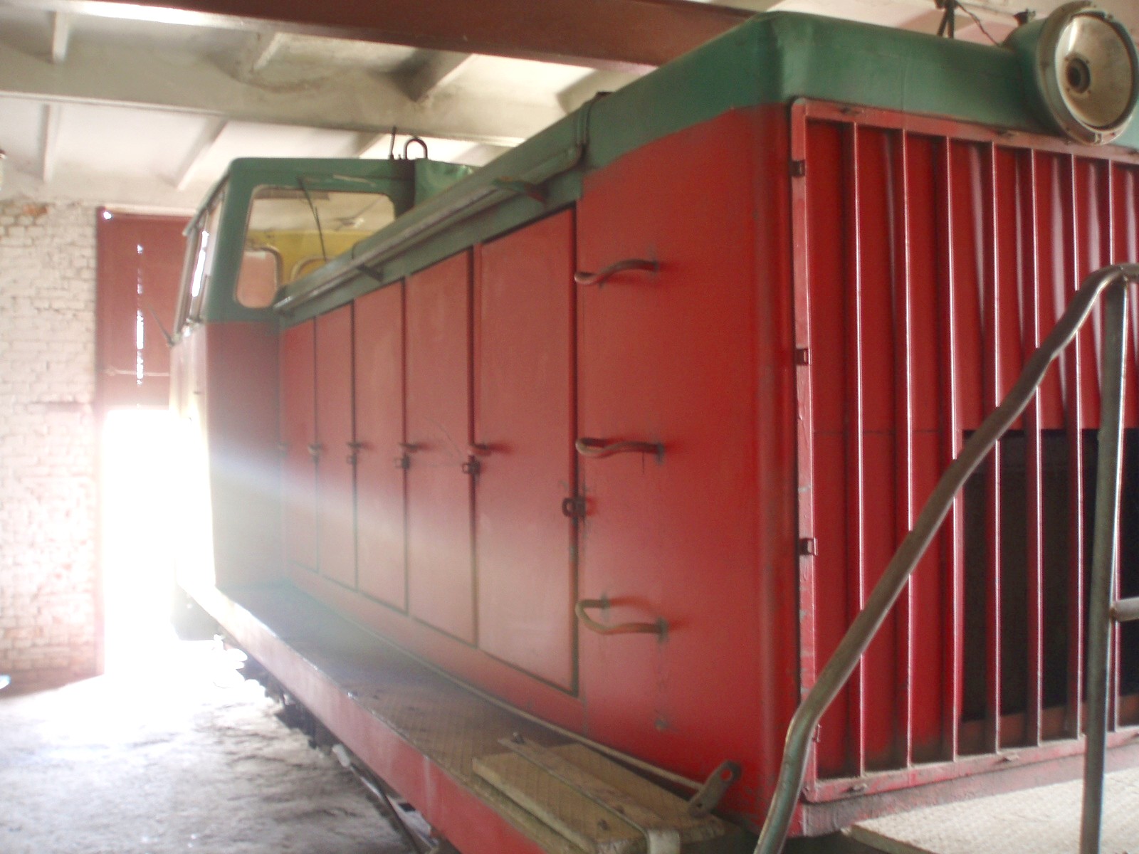 Узкоколейная железная дорога Коломыйского завода строительных материалов №4
  —  фотографии, сделанные в 2007 году