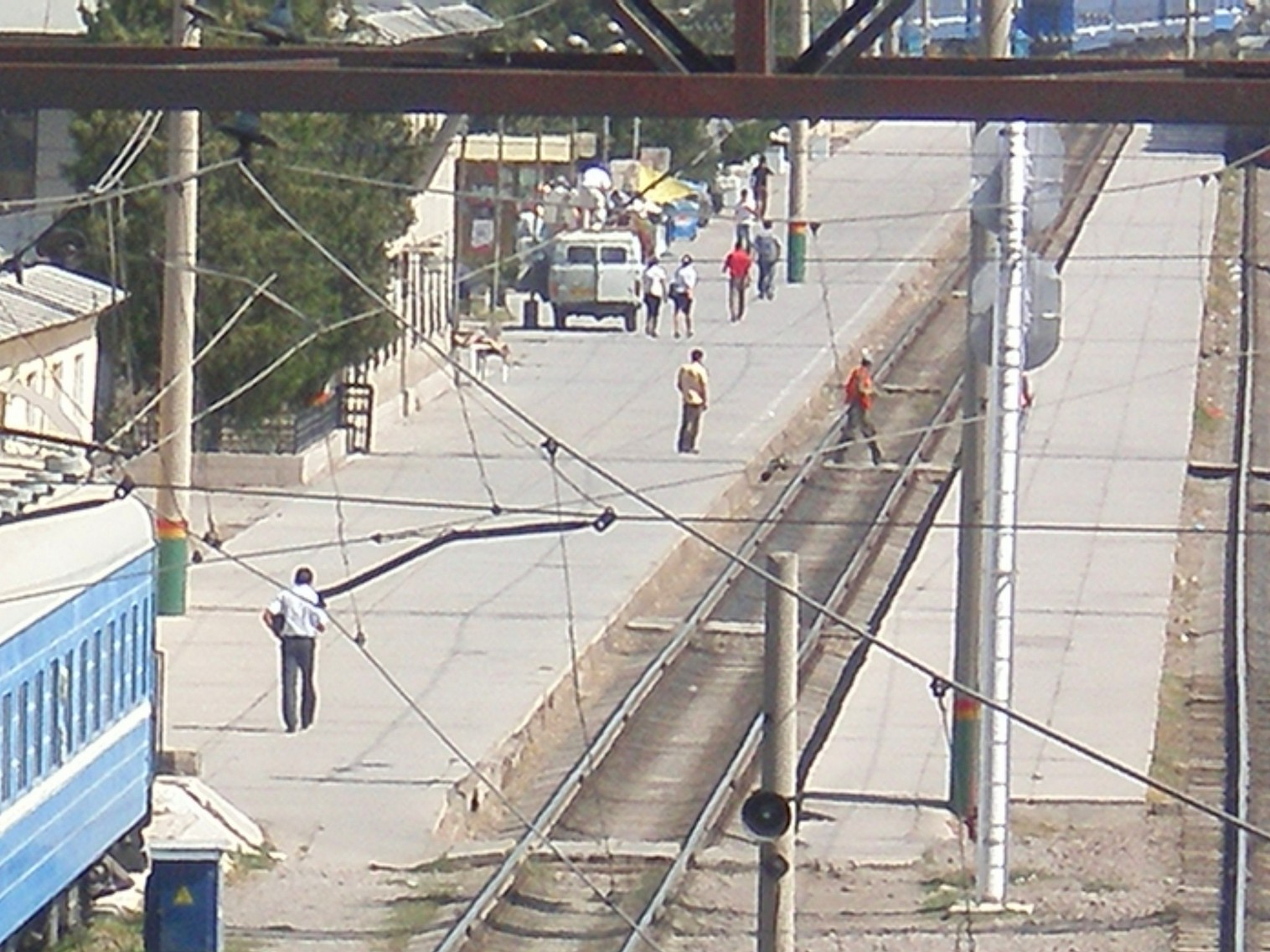 Отдельные фотографии объектов железнодорожного транспорта на территории Южно-Казахстанской области —  дополнительная страница 1