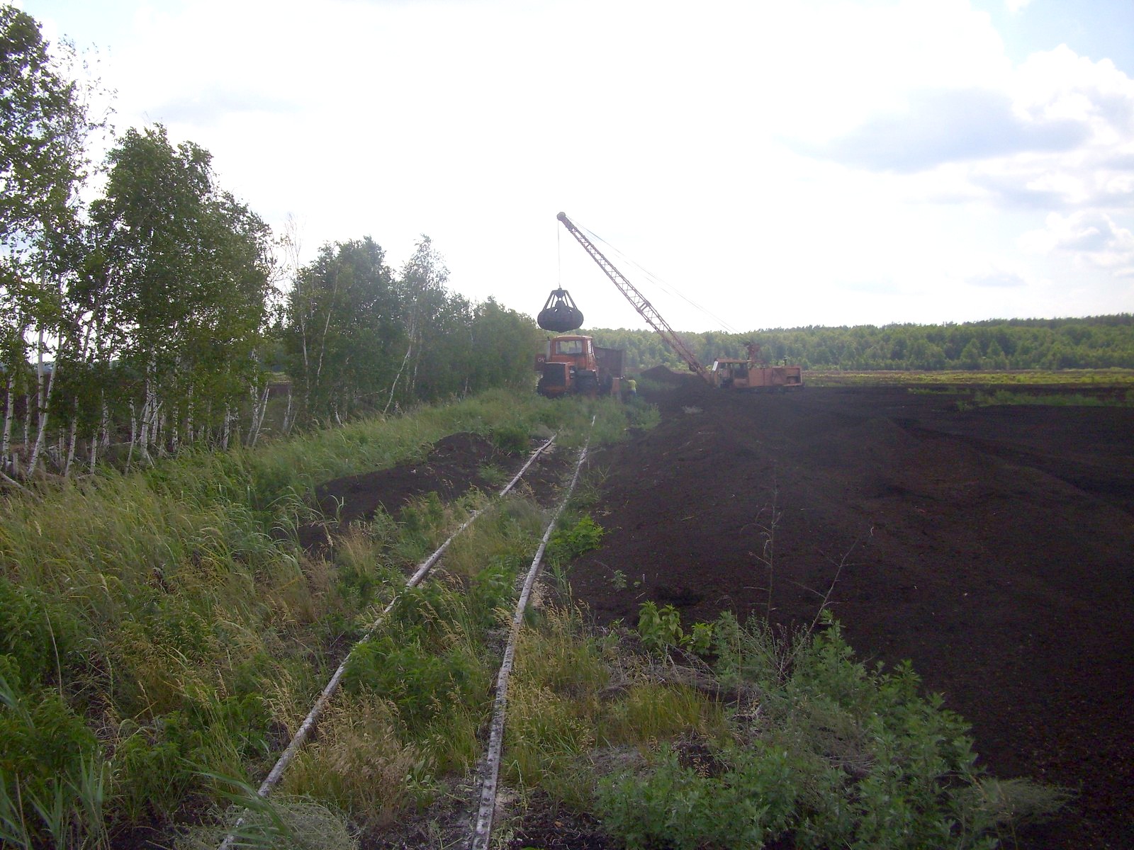 Узкоколейная железная дорога Смолинского торфобрикетного завода
  —  фотографии, сделанные в 2011 году (часть 2)